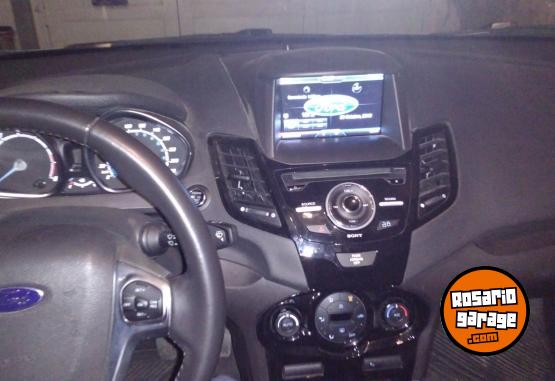 Autos - Ford fiesta titanium mexicano 2015 Nafta 78000Km - En Venta