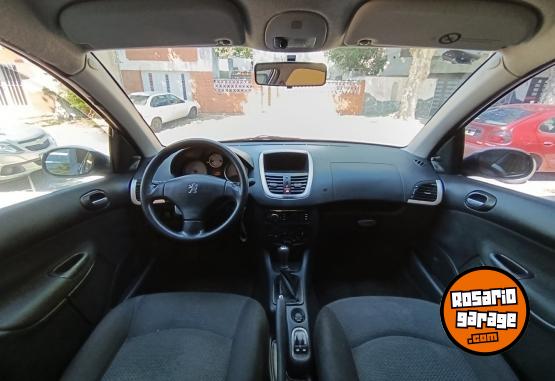 Autos - Peugeot 207 2013 Nafta 118000Km - En Venta