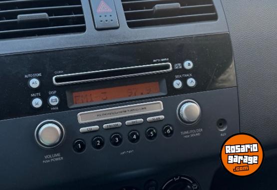 Autos - Suzuki Swift 2010 Nafta 110000Km - En Venta