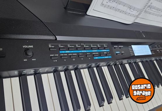 Instrumentos Musicales - Piano teclado WURZWEIL  120 - En Venta