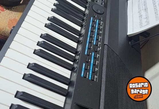 Instrumentos Musicales - Piano teclado WURZWEIL  120 - En Venta