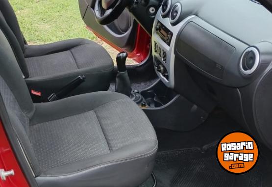 Autos - Renault Sandero 2009 GNC 148000Km - En Venta