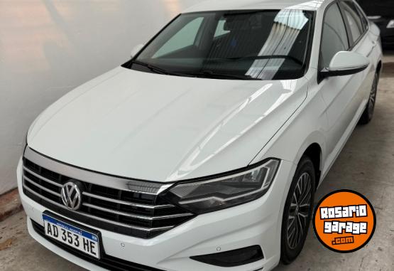 Autos - Volkswagen Vento 2019 Nafta 114000Km - En Venta