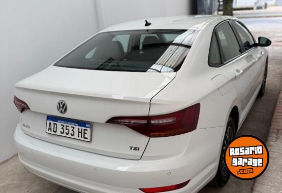 Autos - Volkswagen Vento 2019 Nafta 114000Km - En Venta