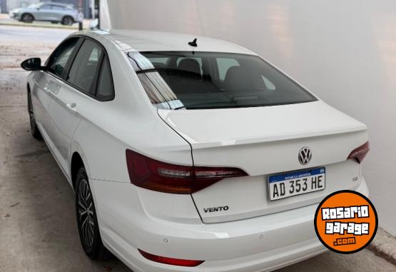 Autos - Volkswagen Vento 2019 Nafta 114000Km - En Venta