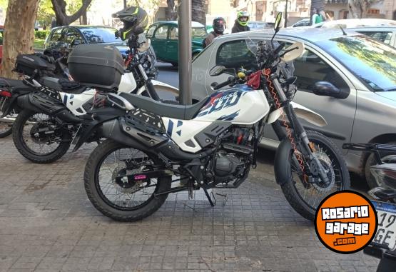Motos - Hero Xpulse 200 2023 Nafta 10100Km - En Venta