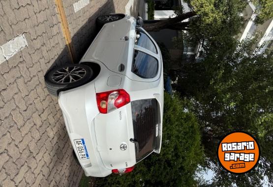 Autos - Toyota Etios 2021 Nafta 62051Km - En Venta