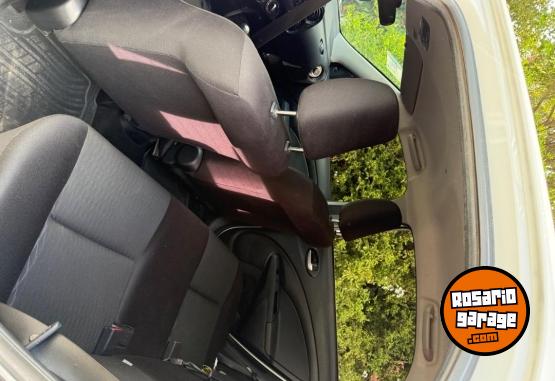 Autos - Toyota Etios 2021 Nafta 62051Km - En Venta