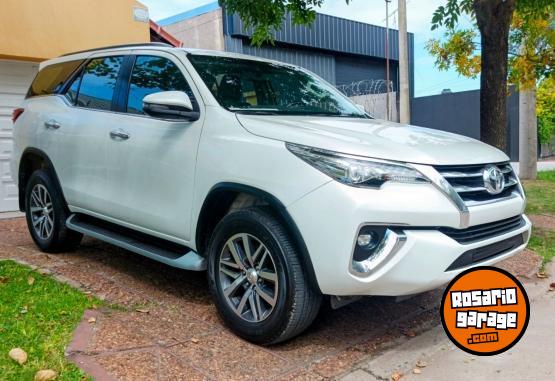 Camionetas - Toyota SW4 SRX 2018 Diesel 217000Km - En Venta