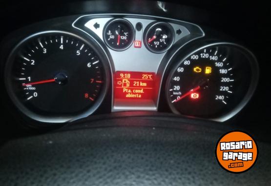 Autos - Ford focus Ghia 2 2009 GNC 122000Km - En Venta