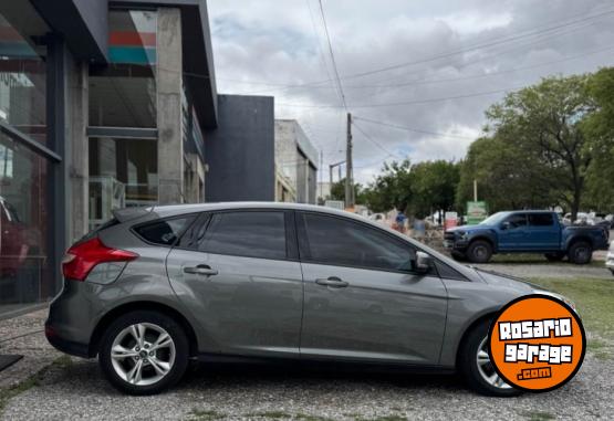 Autos - Ford FOCUS 2015 GNC 130000Km - En Venta