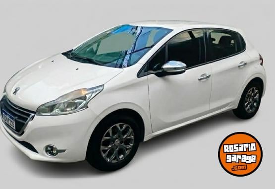 Autos - Peugeot 208 ALLURE TOUCHSCREEN 2015 Nafta 130000Km - En Venta