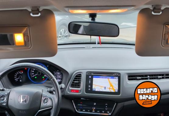 Autos - Honda HRV EXL 2016 Nafta 131000Km - En Venta