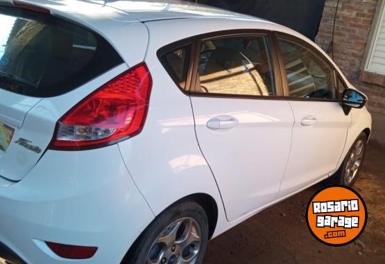 Autos - Ford Ford Fiesta Kinetic 2011 Nafta 130000Km - En Venta