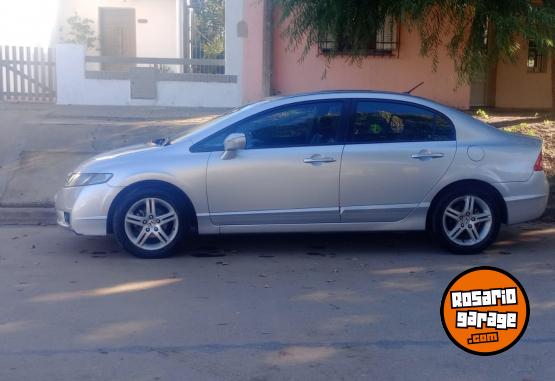 Autos - Honda Civic 2011 Nafta 259000Km - En Venta