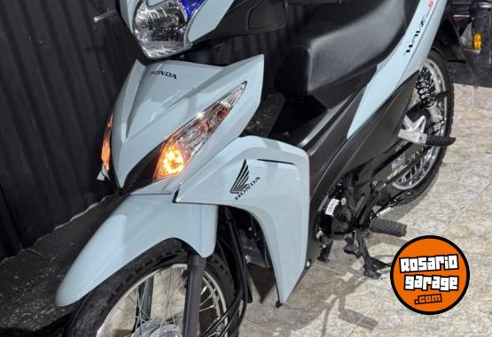 Motos - Honda New wave 2025 Nafta 2500Km - En Venta