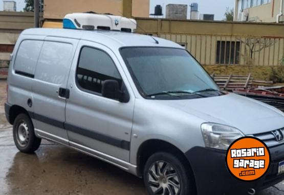 Utilitarios - Peugeot parner 2016 Diesel 160000Km - En Venta