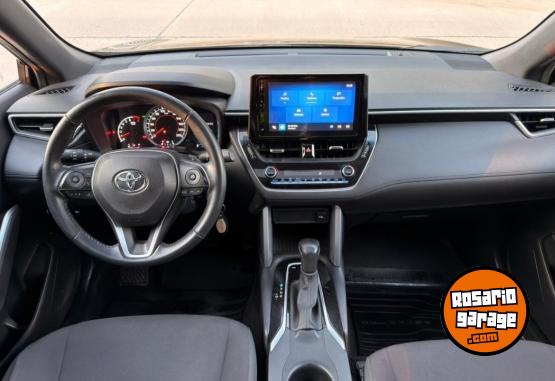 Camionetas - Toyota COROLLA CROSS XEI 2022 Nafta 44000Km - En Venta