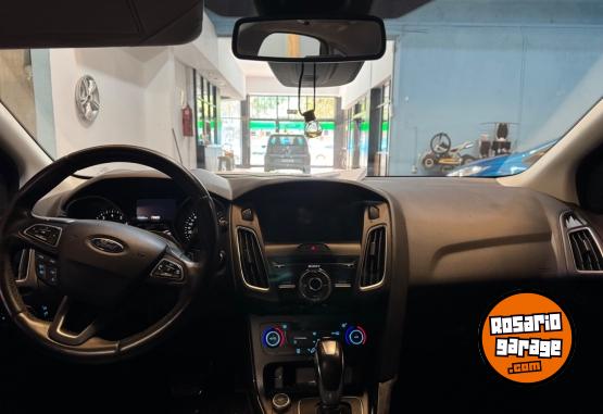 Autos - Ford Focus 2017 Nafta 70000Km - En Venta