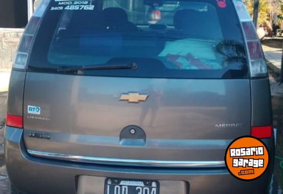 Autos - Chevrolet Meriva GL Plus 2012 Nafta 180000Km - En Venta