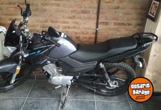 Motos - Yamaha YBR 125 2023 Nafta 6450Km - En Venta
