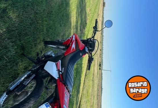 Motos - Honda Tornado XR250 2023 Nafta 27000Km - En Venta