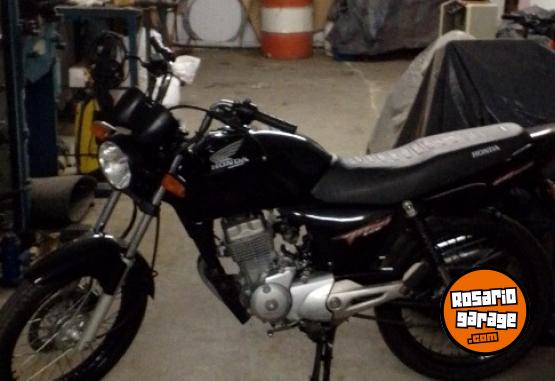 Motos - Honda Cg tit�n esd 150cc 2012 Nafta 42000Km - En Venta