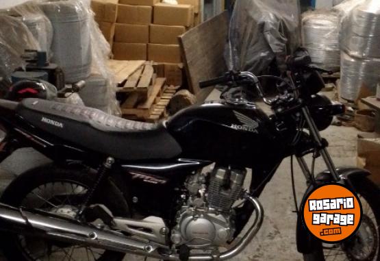 Motos - Honda Cg tit�n esd 150cc 2012 Nafta 42000Km - En Venta