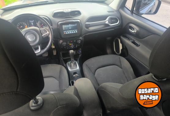 Camionetas - Chrysler Renegade Sport AT6 2021 Nafta 165000Km - En Venta