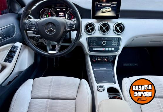 Autos - Mercedes Benz A200 BLUEEFFICIENCY URBAN 2018 Nafta  - En Venta