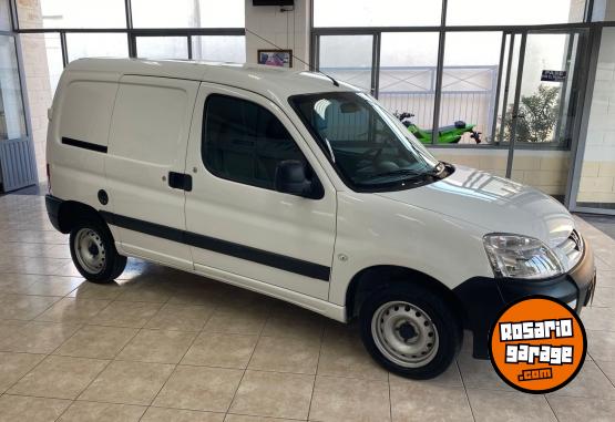 Utilitarios - Peugeot PARTNER FURGON 2020 Diesel 99650Km - En Venta
