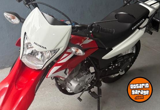Motos - Honda Xr150 2024 Nafta 1800Km - En Venta