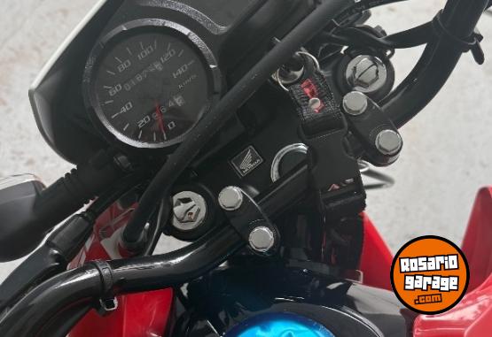 Motos - Honda Xr150 2024 Nafta 1800Km - En Venta