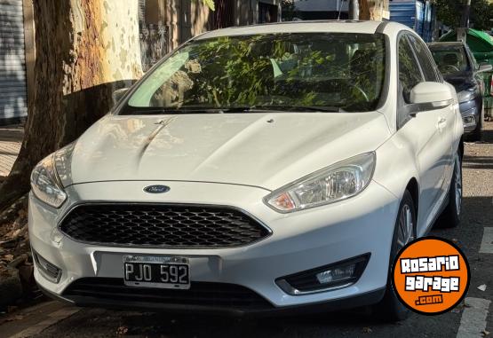 Autos - Ford Focus se plus 2015 Nafta 116000Km - En Venta