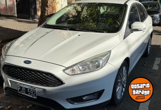 Autos - Ford Focus se plus 2015 Nafta 116000Km - En Venta
