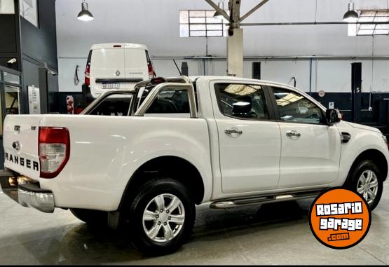 Camionetas - Ford RANGER XLT 2021 Diesel 54000Km - En Venta