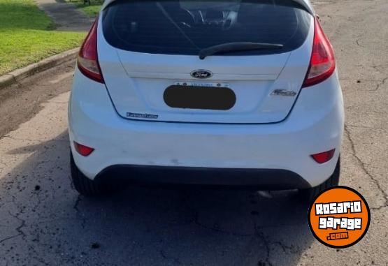 Autos - Ford FIESTA TITANIUM KD 1.6 2013 Nafta 105000Km - En Venta