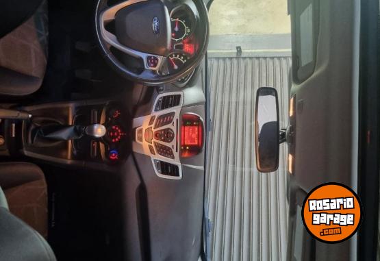 Autos - Ford FIESTA TITANIUM KD 1.6 2013 Nafta 105000Km - En Venta