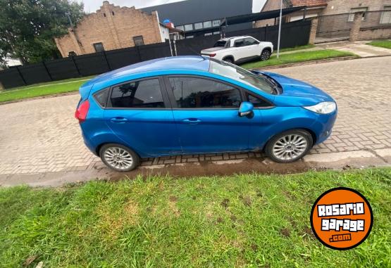 Autos - Ford Fiesta 2015 Nafta 126000Km - En Venta