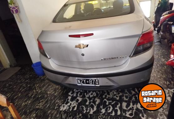 Autos - Chevrolet Prisma 2014 Nafta 180000Km - En Venta