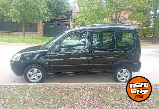 Autos - Peugeot Partner Patagonica. 2014 Diesel 175000Km - En Venta