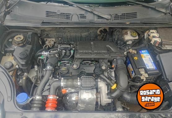 Autos - Peugeot Partner Patagonica. 2014 Diesel 175000Km - En Venta