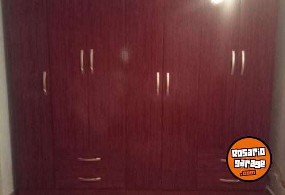 Hogar - Vendo placard grande 4 puertas y cajonera - En Venta