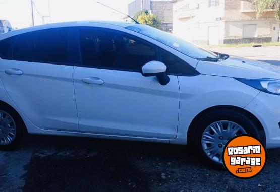 Autos - Ford Fiesta Kinetic 1.6 S 2016 Nafta 110000Km - En Venta