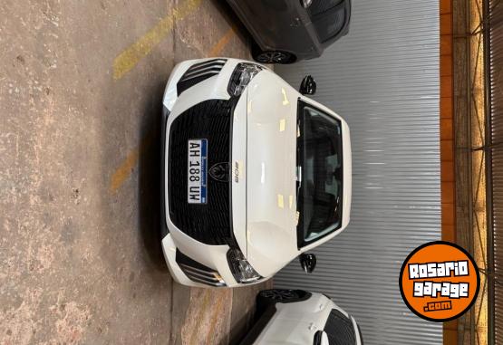 Autos - Peugeot 208 Allure AT 2025 Nafta 10000Km - En Venta