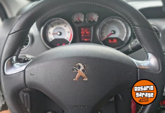 Autos - Peugeot 408 feline 2019 Diesel 93000Km - En Venta