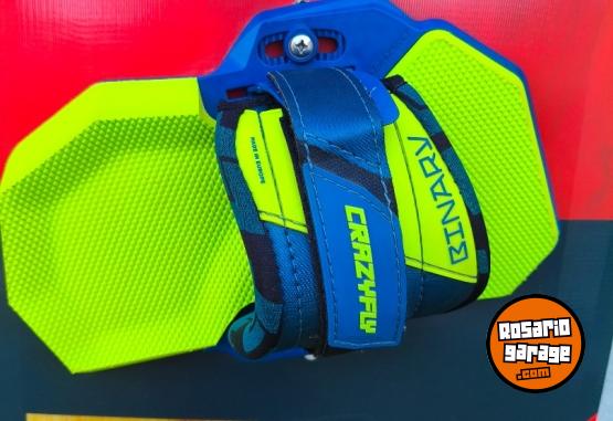 Deportes N&aacute;uticos - Tabla kitesurf Crazy Fly acton 2022 - En Venta