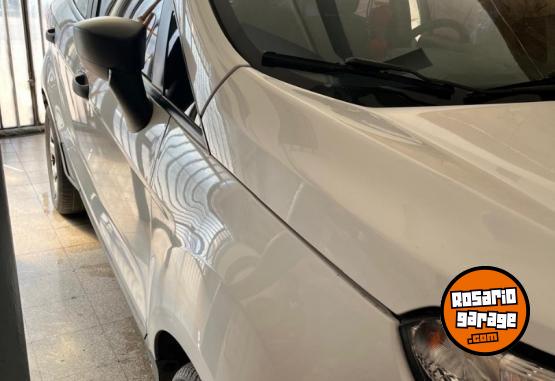 Camionetas - Ford Eco Sport 2014 GNC 60000Km - En Venta