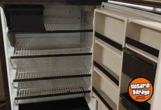 Hogar - Heladera con Freezer motor nuevo - En Venta