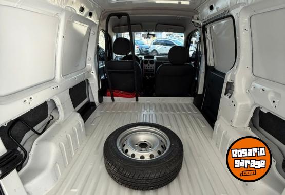 Utilitarios - Citroen Berlingo Furgon 2023 Nafta 24000Km - En Venta